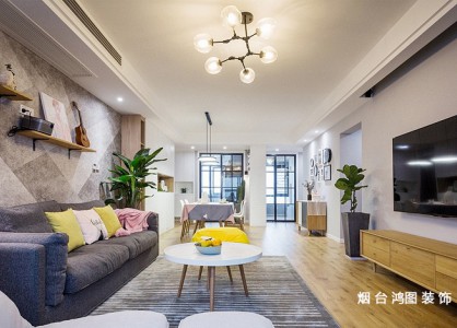 在高冷的空间里加入一点小清新 他家软装搭配有一手！