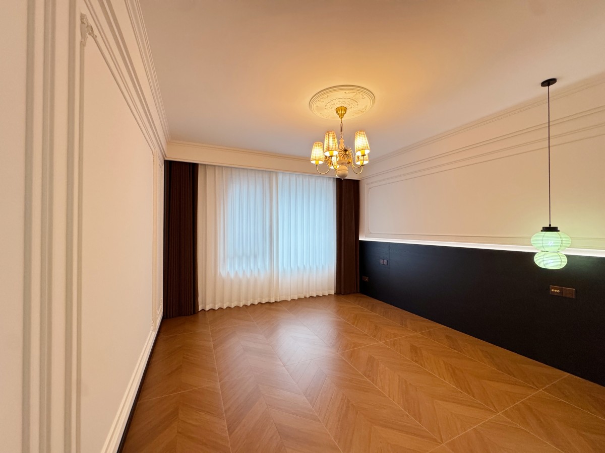 IMG_8326_batch_2_1764742584369